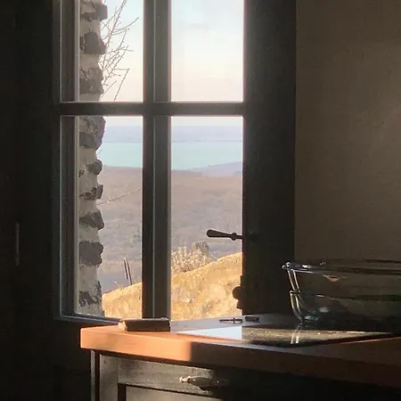 Kisvulkan Nyulontul *