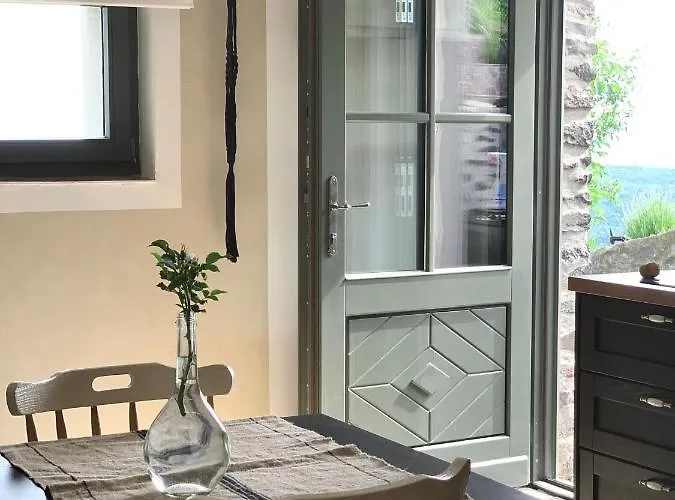 Kisvulkan Nyulontul Mencshely